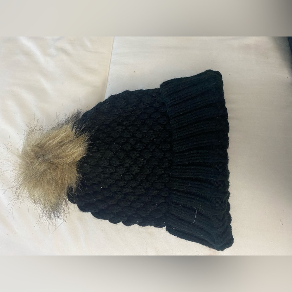 WOMANS BEANIE